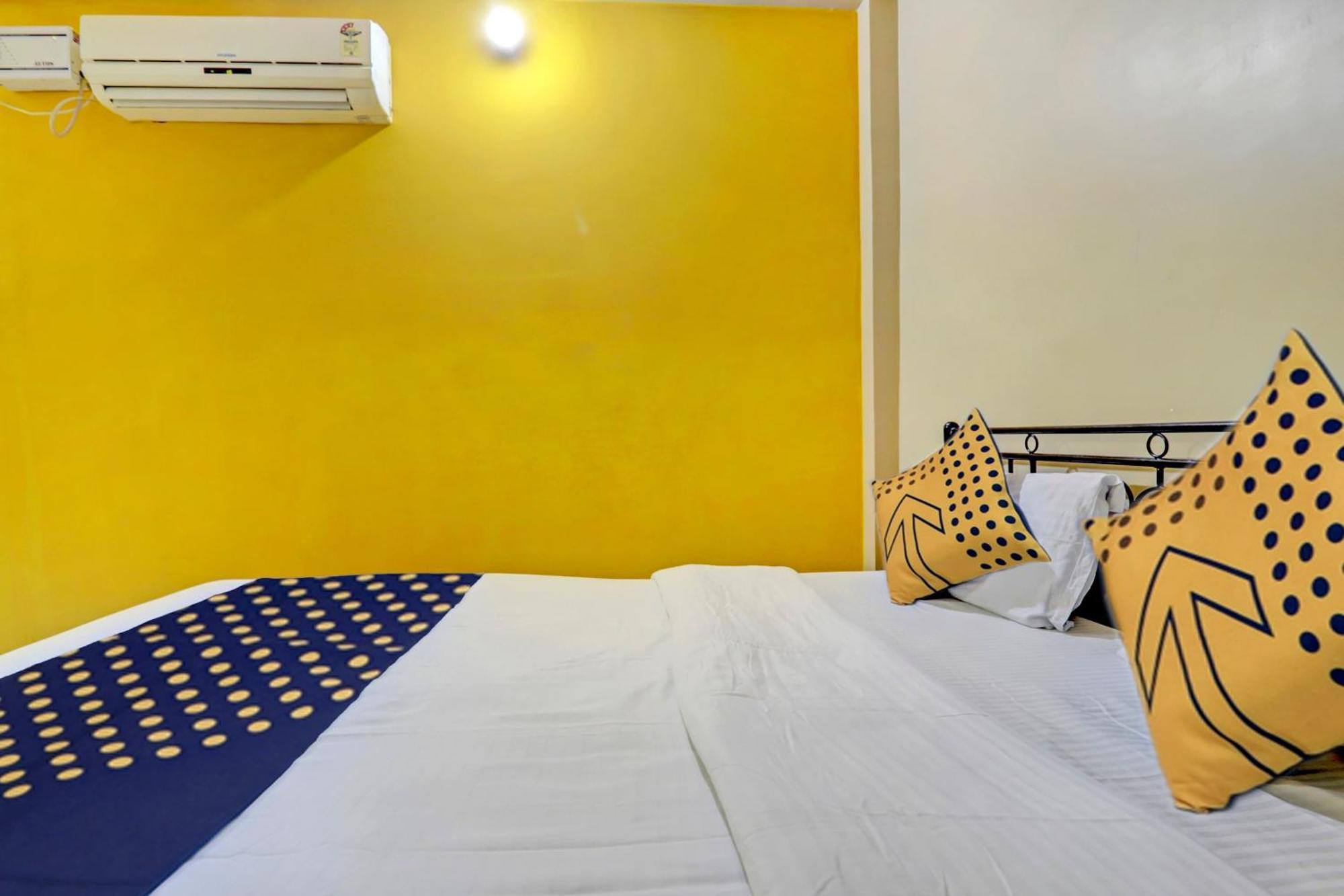 Spot On 39561 Hotel Deep Dzsaipur Kültér fotó