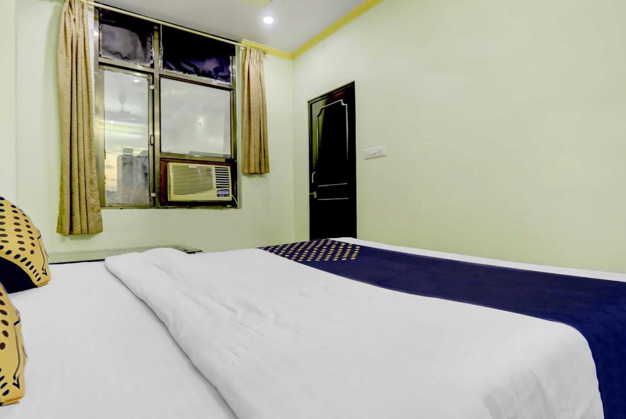 Spot On 39561 Hotel Deep Dzsaipur Kültér fotó